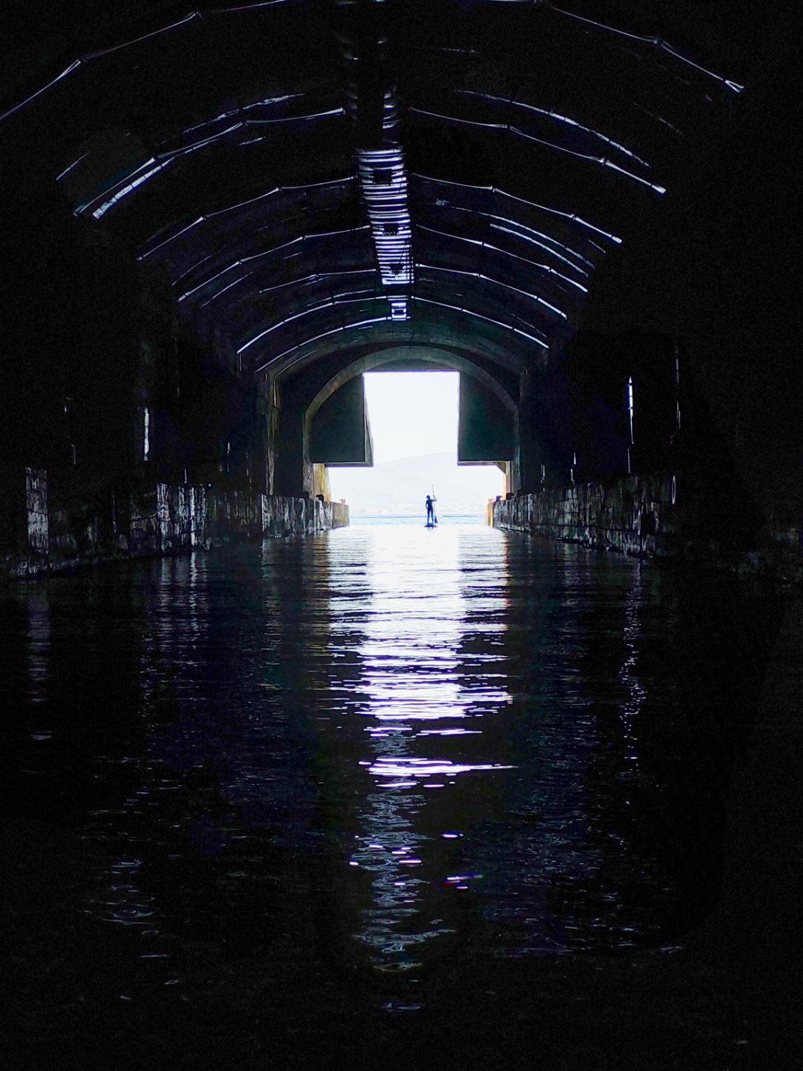 Tunelul port de mentenanta a submarinelor yugoslave