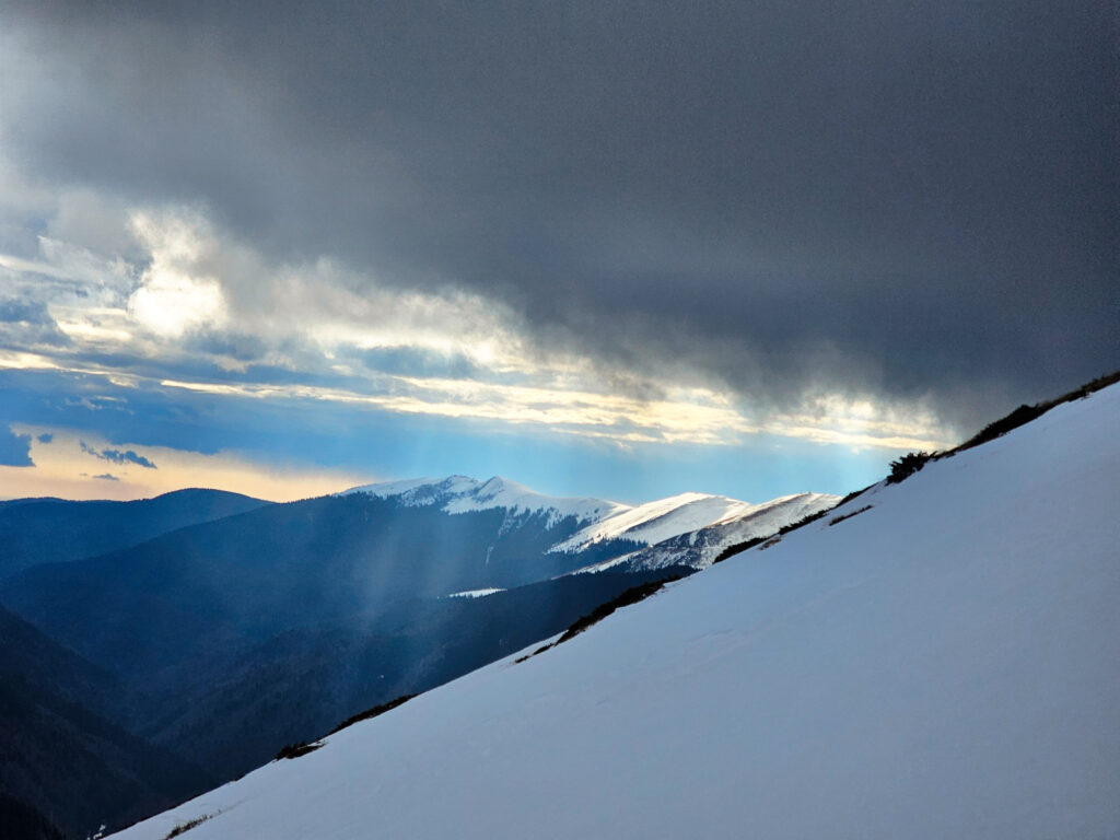 Fagaras Freeski: Weekendul culoarelor pe Sudul Fagarasului